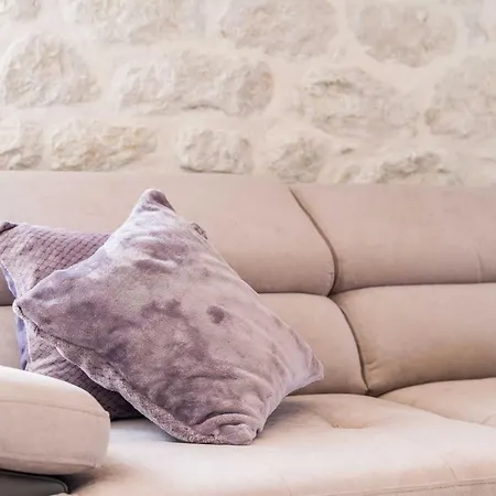 Ro-ma - Three Bedroom With Terrace And Sea View *