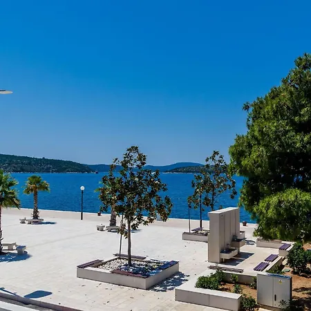 빌라 Ro-ma - Three Bedroom With Terrace And Sea View