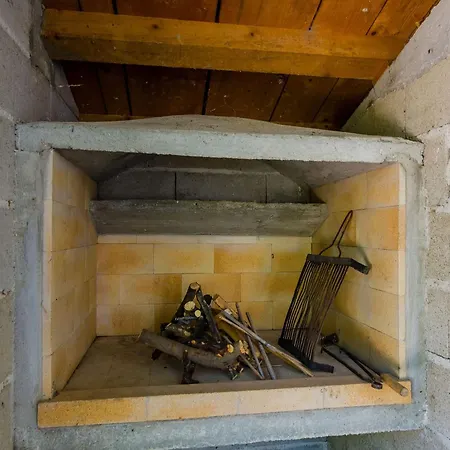 Ro-ma - Three Bedroom With Terrace And Sea View Slano