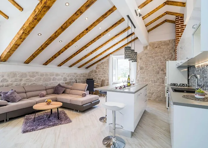 Вилла Ro-ma - Three Bedroom With Terrace And Sea View *