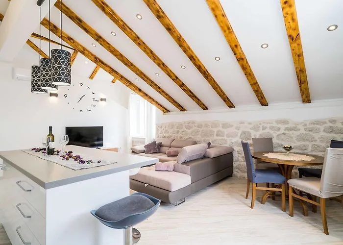 Вилла Ro-ma - Three Bedroom With Terrace And Sea View *